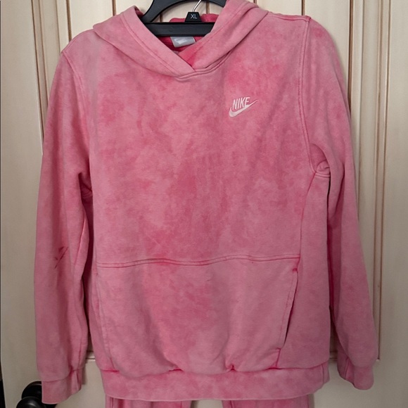 Nike Blush Pink Tracksuit - Picture 2 of 3